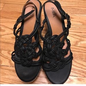 Mia Wedges